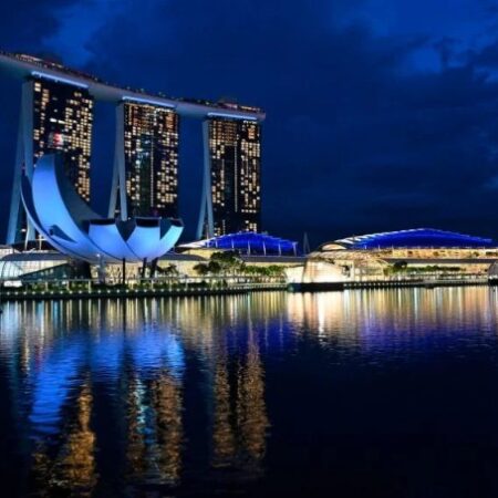 Fitch Affirms Sands’ Investment-Grade Rating, Citing Singapore Strength